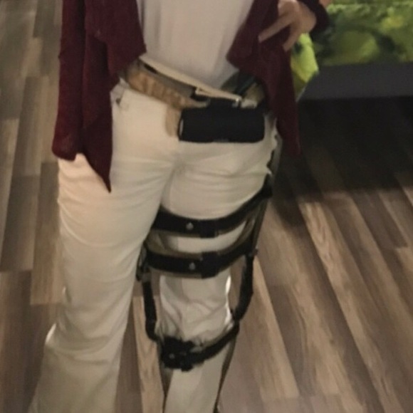 @Norma_allen has amazing pants!!!! - Picture 6 of 9